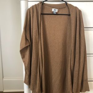 Knit brown cardigan